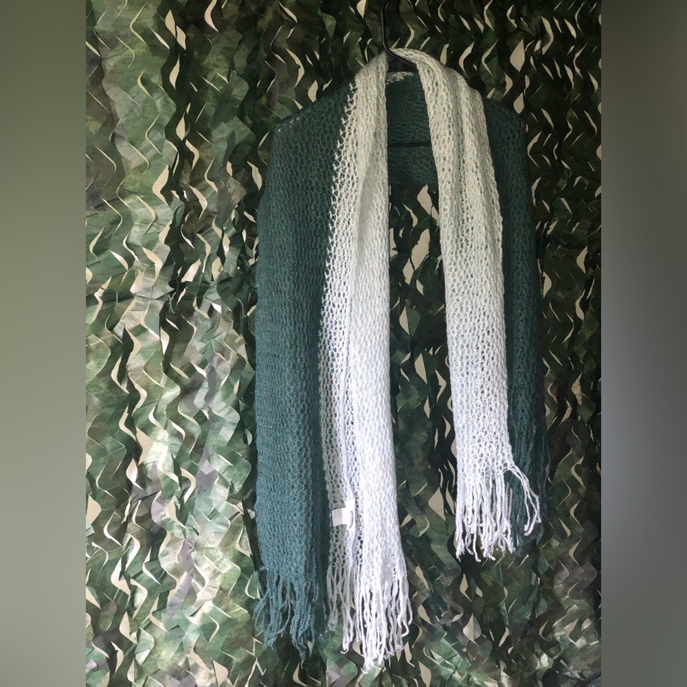 Green and White Knit Scarf